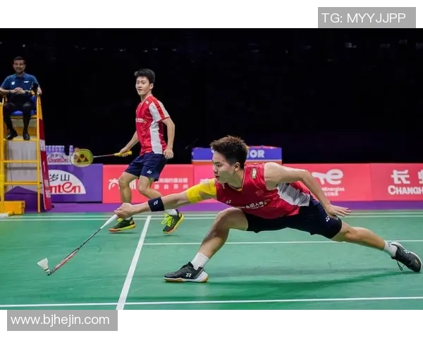 广州羽毛球队配合问题引发热议球员间默契与战术选择的深度探讨